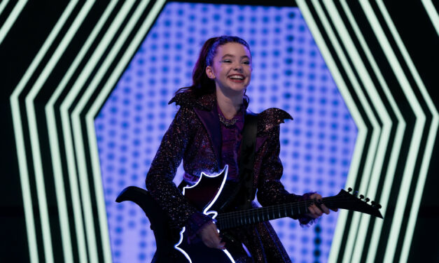 Disney Channel Reveals First Look at Vampirina: Teenage Vampire